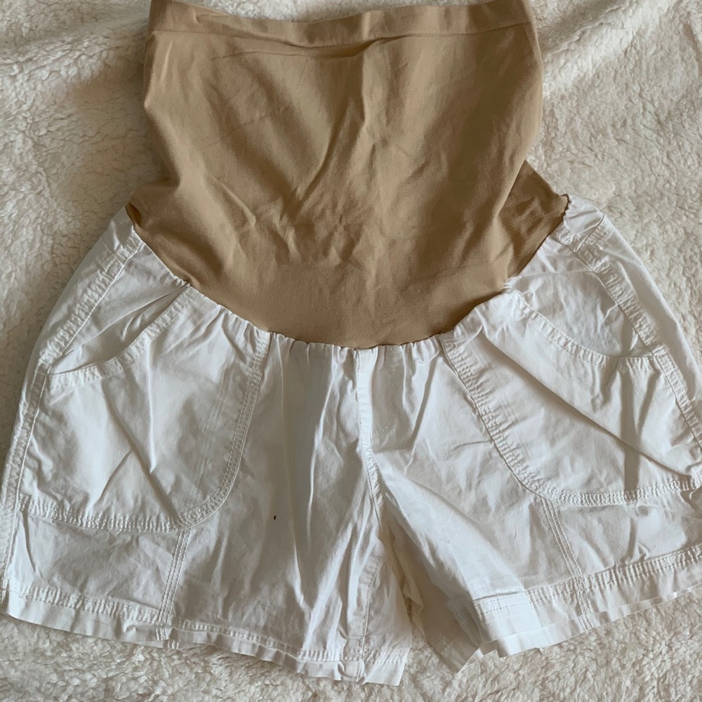 Maternity shorts